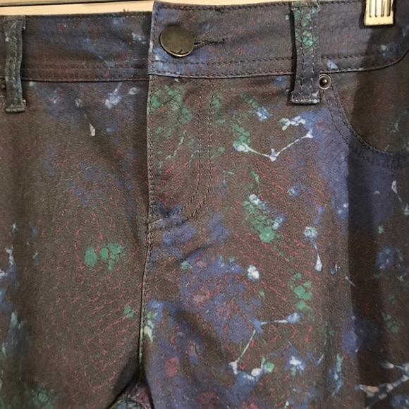 10, INC Patterned Pants Jeans Style Dye Splattered - Picture 5 of 10